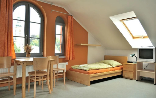 Hostel Lípa - Továrna