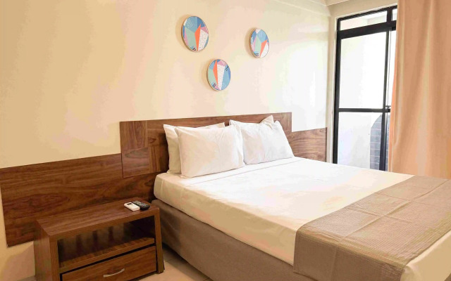 D8 Hotel Express