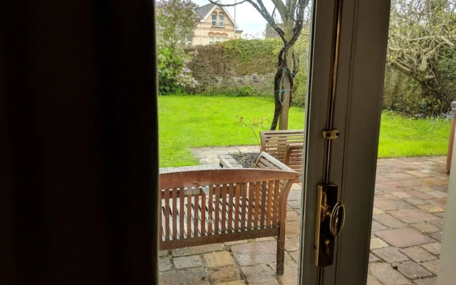Weirholme Annex
