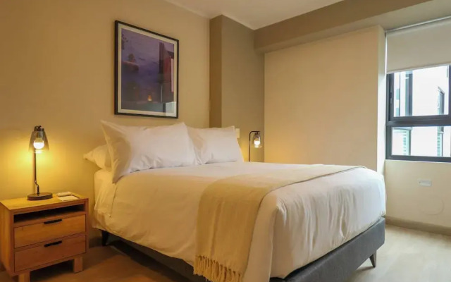 w Ravishing 2BR w Balcony in Miraflores
