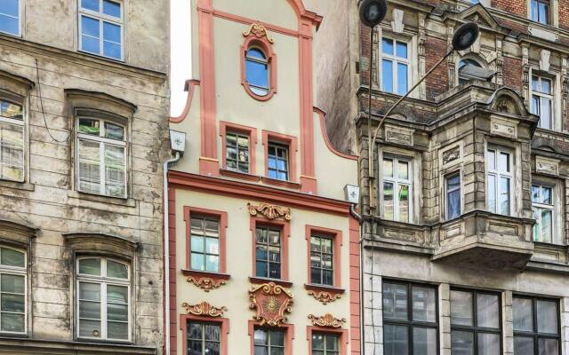 Отель Friends Hostel Польша, Вроцлав - отзывы, цены и фото номеров - забронировать отель Friends Hostel онлайн вид на фасад