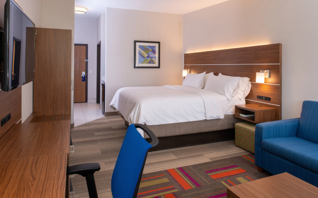 Holiday Inn Express & Suites Gunnison by IHG