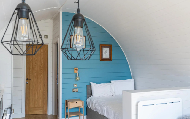 Glamping Pod One - Holly Tree Barns