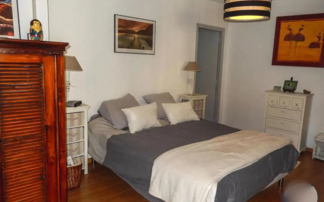 Air-Conditioned Townhouse With 2 Bedrooms Furnished Terrace & Garden