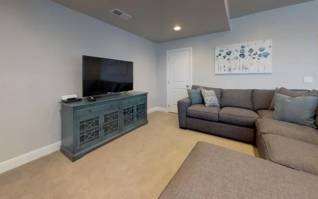 Blue Cruiser Casita 4 Bedroom Apts by Redawning