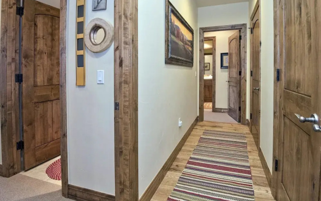 Beaver Creek Landing A404 3 Bedroom Condo by RedAwning