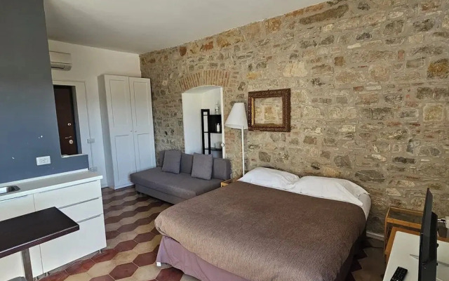 Room & Parking