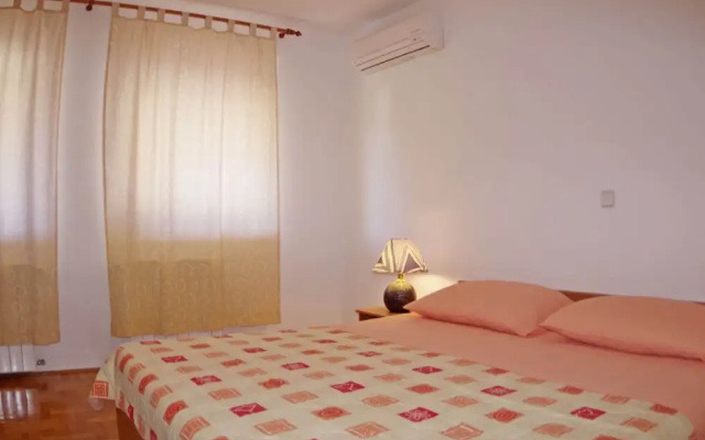 Apartment near Beach and Historical Center of Pula