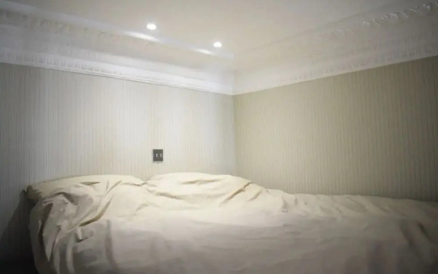 1 Bedroom Flat Near Hyde Park