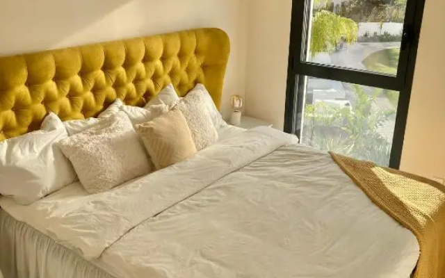 The View Luxury Vacation Apartment 4