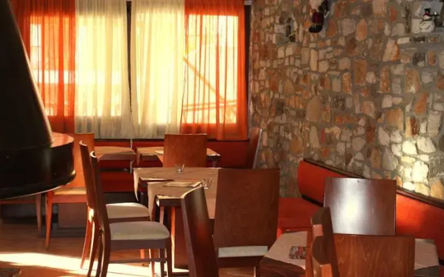 Marilia Apartments