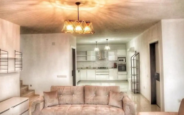 Villa Western Emilia