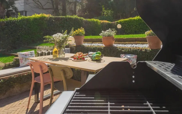 Vico Garden-203 by Rent all Como