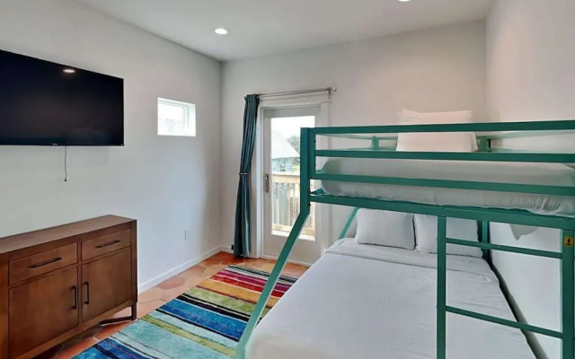 Marlin Manor by Silver Sands Vacation Rentals