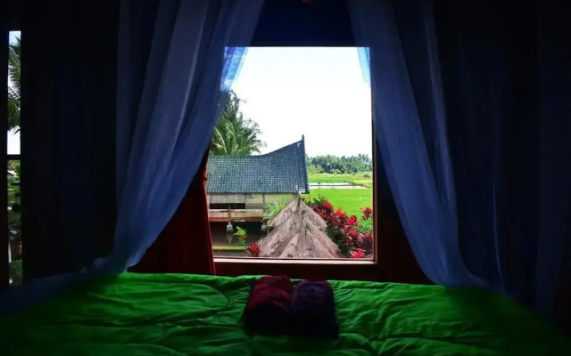 Cahaya Tetebatu Inn