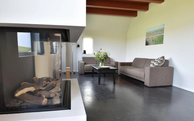 Traditional Villa in Tzummarum near Sea