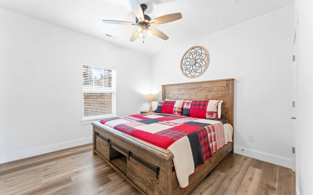 Summer Breeze 9 Bedroom Home by RedAwning