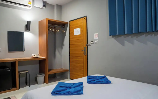 Leisure Hostel