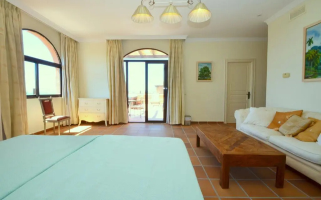 Paraiso Beach Duplex Penthouse Sea View