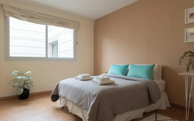 MOT + Pacheco de Melo - Apartment with terrace