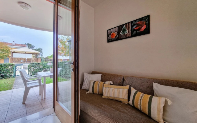 Ground-floor Apartment With Garden and Pool Access