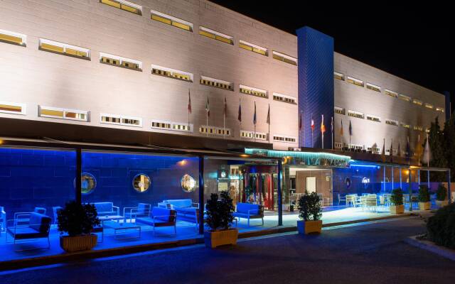 Salles Hotel Marina Portals вид на фасад
