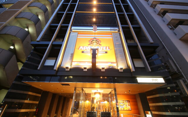 APA Hotel Higashi Shinjuku Ekimae вид на фасад