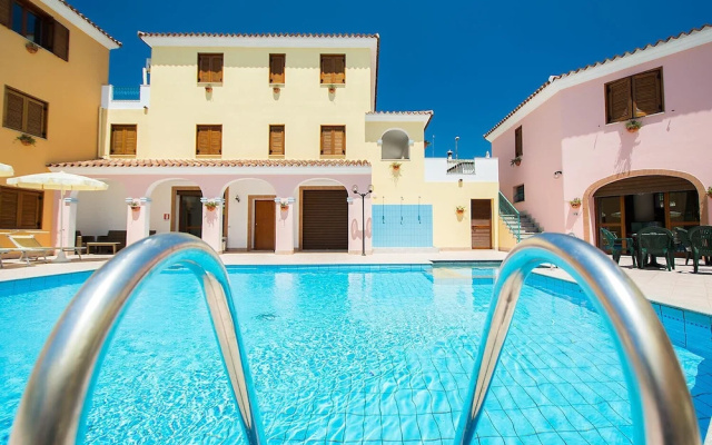 Idyllic Residence Cala Viola Studio Sleeps Num1371