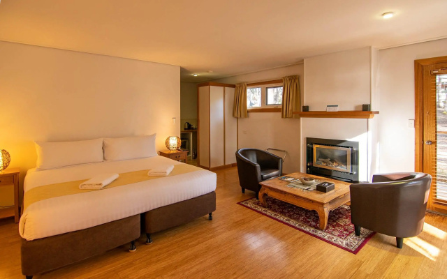 Lake St Clair Lodge