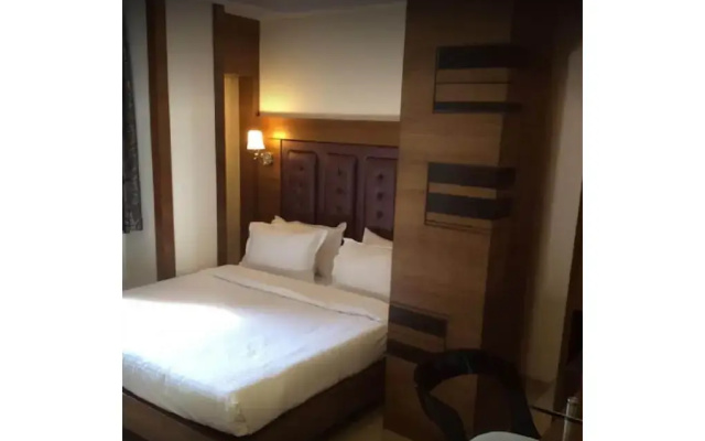 Hotel Sapna