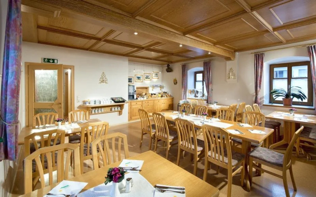 Landgasthof Post-Ledererwirt