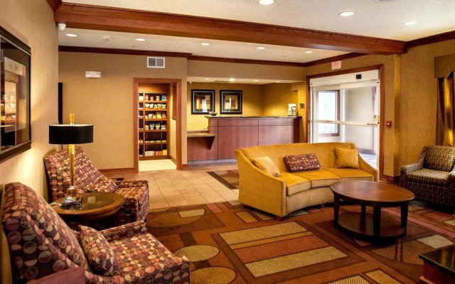 Fairfield Inn & Suites Detroit Livonia