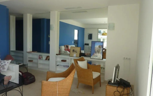 Nice flat with TERRACE on the Croisette
