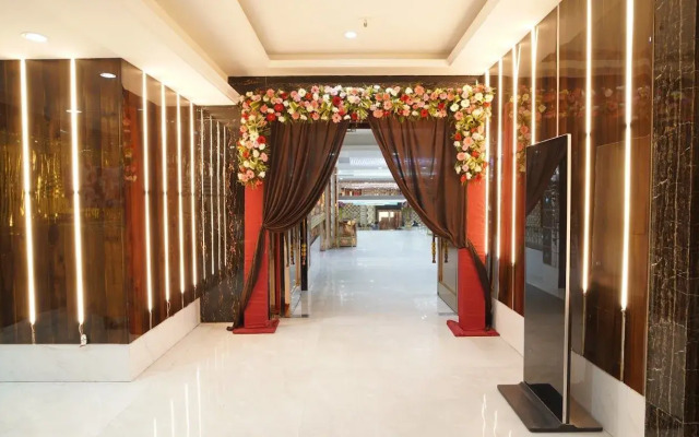 Banana Tree Hotel & Banquets