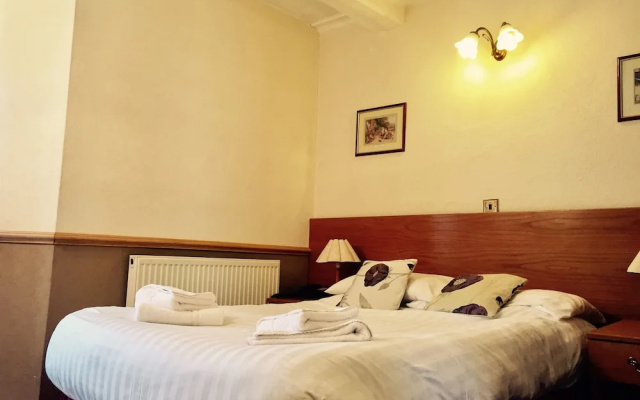 Plas Coch Hotel