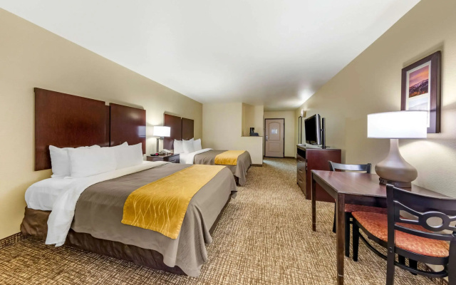 Comfort Inn & Suites San Bernardino