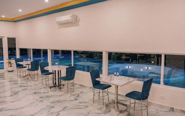 Seaborne Beach Resort