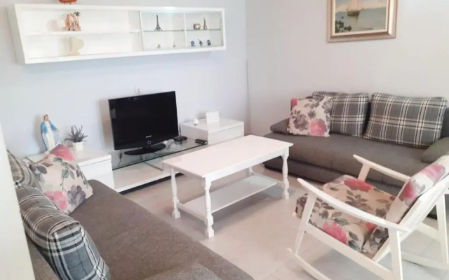 Holiday House Susac