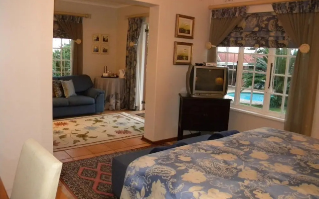 Blue Waves Lodge