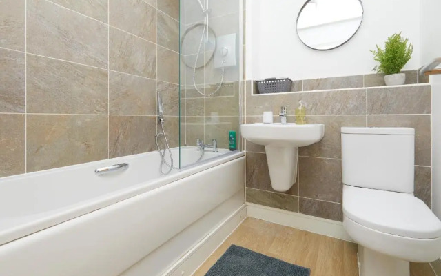 Royal Derby Hospital House (2.5 bath)