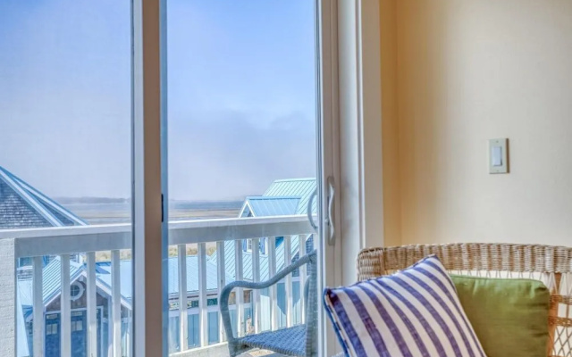 Baywood Shores Bed & Breakfast