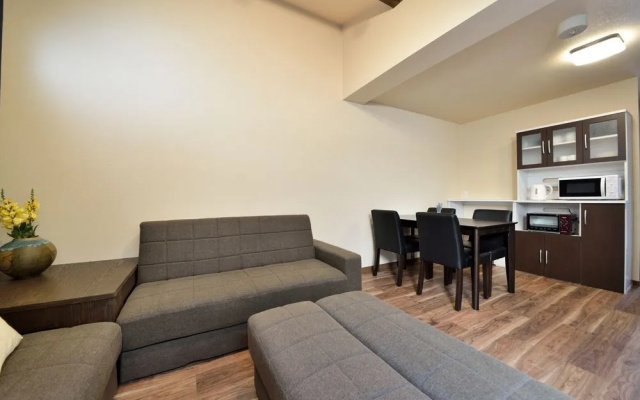 Modern House Close To Kamo River No.2
