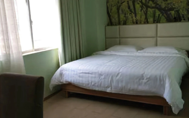 Hengqin Yazhou Senlin Apartment Hotel