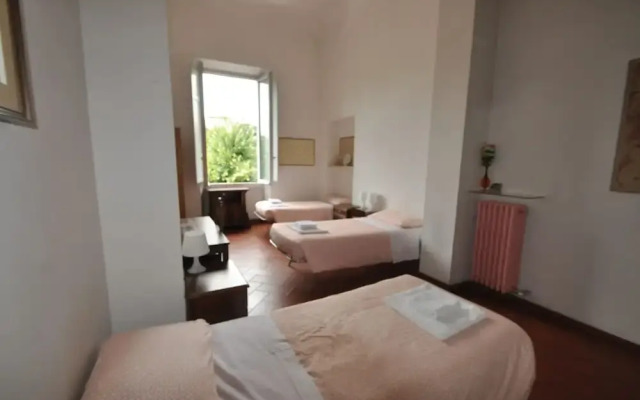 A Few Steps To Independence Square Delightful 3BD