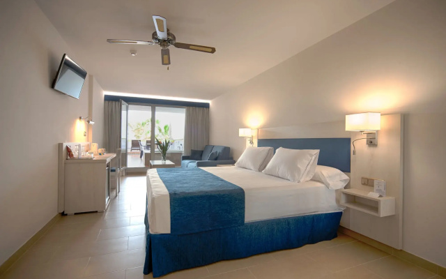 Playavera Hotel - Naturist Friendly