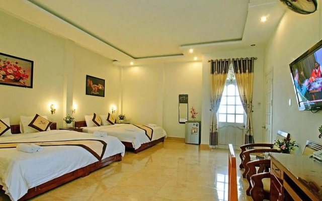 Full House Homestay