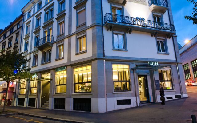 Scheuble Hotel вид на фасад