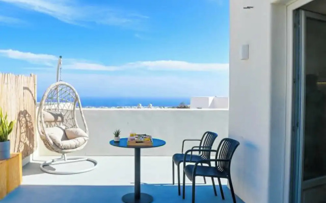 MAEVA Santorini Suites