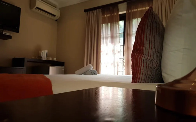 Fairview Bed And Breakfast - Double Bedroom 4