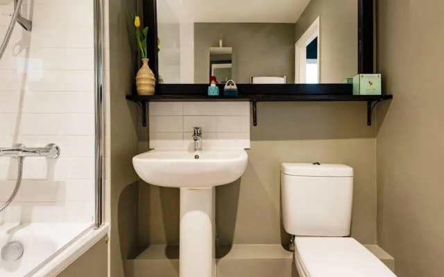 Stylish One Bedroom Apartment Notting Hill